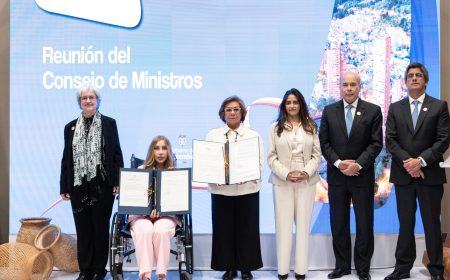 Culmina Consejo de Ministros con firma del Acta de Bogotá