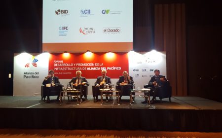 Empresarios y políticos de la Alianza del Pacífico analizan el valor y los retos de la infraestructura