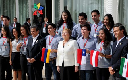 Becarios de la Alianza del Pacífico fueron recibidos en la Cumbre de Paracas