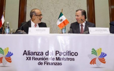 Ministros de Finanzas de la Alianza del Pacífico trazan ruta para lograr una integración financiera plena